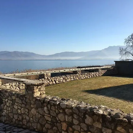 The Little Stone House By The Lake Kastoria Exterior photo