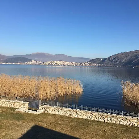 The Little Stone House By The Lake Kastoria Exterior photo